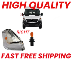 Right Side Wing Mirror Indicator Lens with Bulb